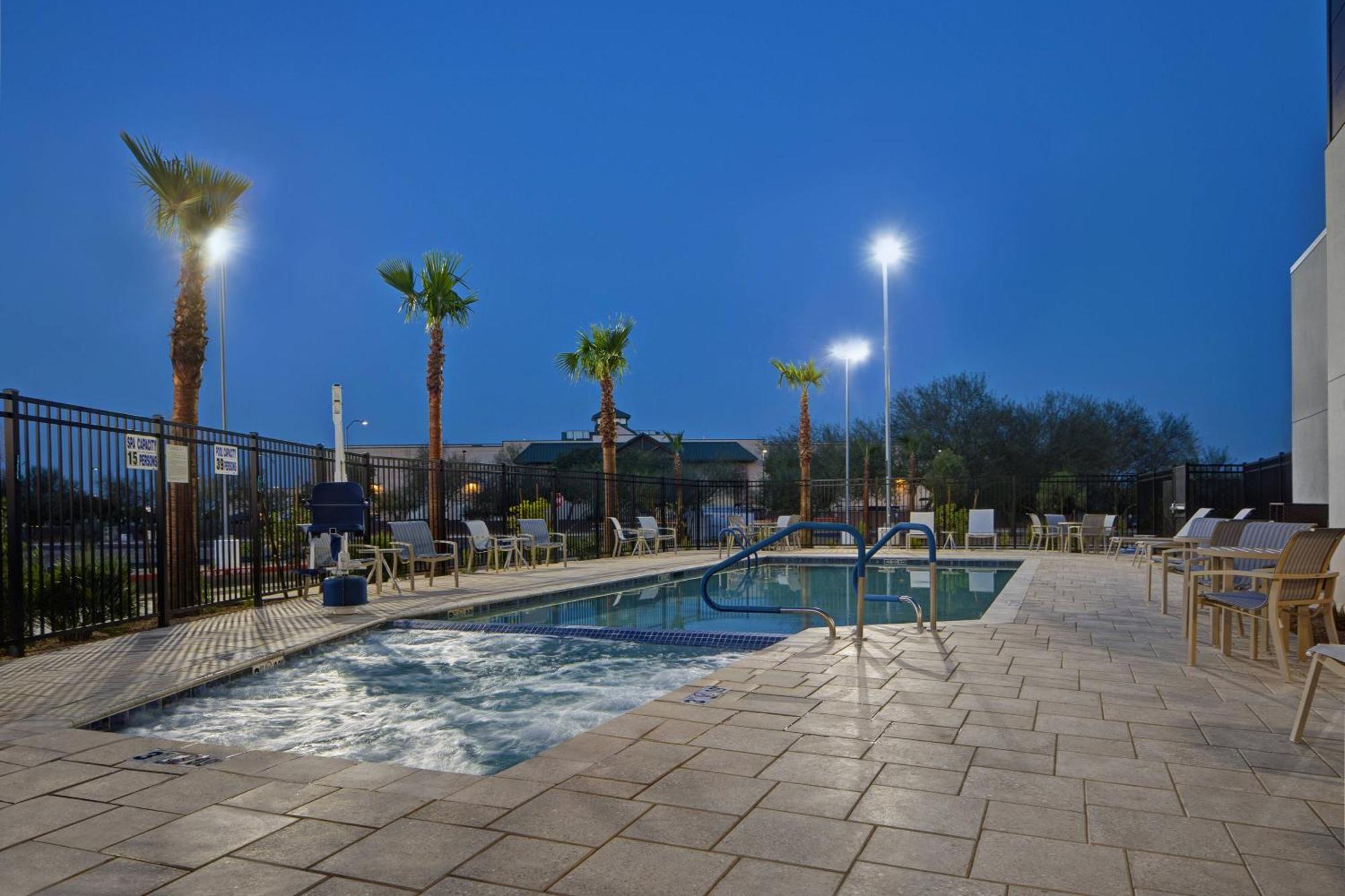 Towneplace Suites By Marriott Phoenix Glendale Sports & Entertainment District Eksteriør bilde