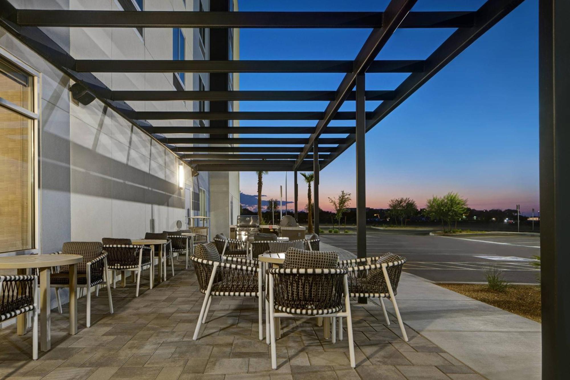 Towneplace Suites By Marriott Phoenix Glendale Sports & Entertainment District Eksteriør bilde